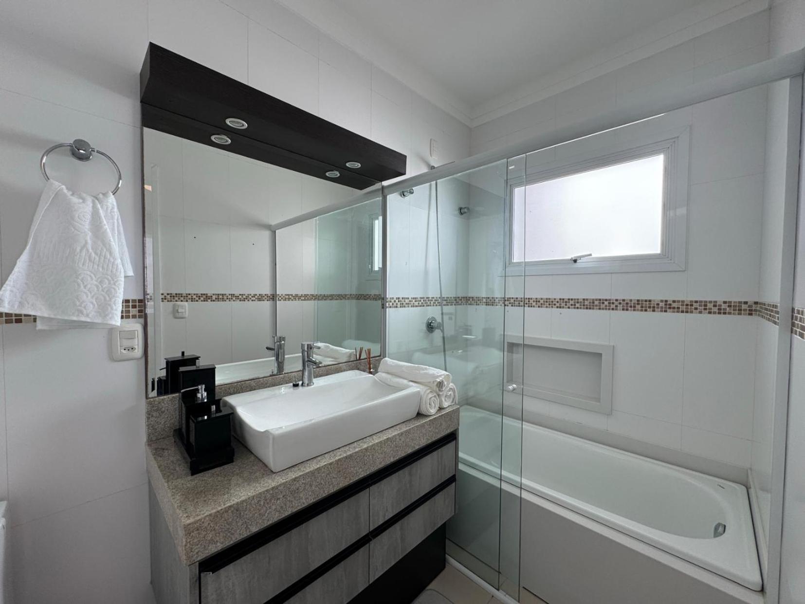 Casa Luxuosa No Condominio Condado De Capao Capão da Canoa Exteriör bild